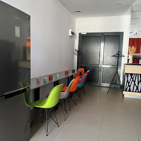 Hostel Fuchs Warschau Buitenkant foto